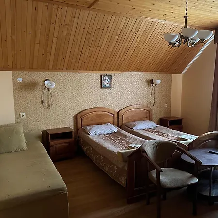 львів Ξενοδοχείο